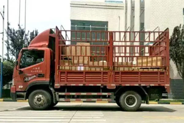 4.2货车能一年挣10万吗
